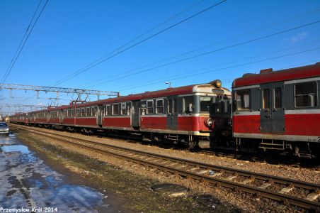 EN57-1450 | Stacja Łódź Kaliska