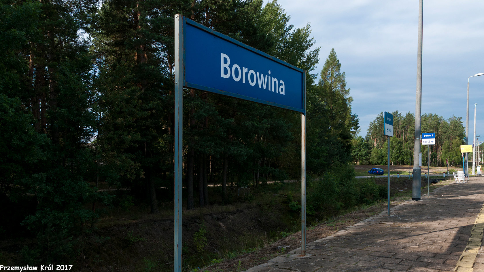 Przystanek Borowina