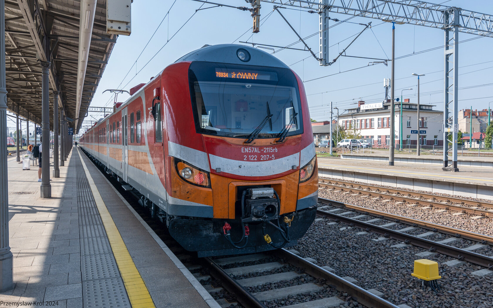 EN57AL-2115 | Stacja Poznań Główny