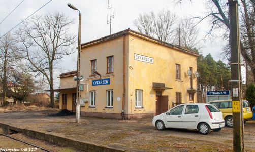 Stacja Cykarzew