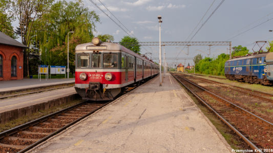 EN57-812 | Stacja Pabianice