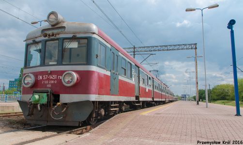 EN57-1451 | Stacja Łódź Kaliska