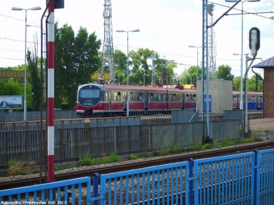 EN57-2056 | Stacja Łódź Kaliska
