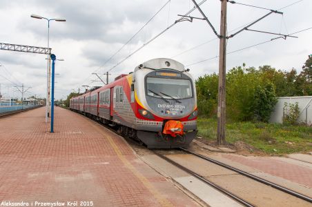 EN57AKM-3003 | Stacja Łódź Kaliska