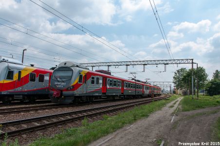 EN57AKM-3004 | Stacja Łódź Kaliska