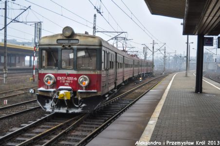 EN57-1051 | Stacja Częstochowa Osobowa