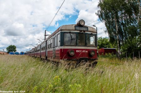 EN57-911 | Lokomotywownia Przewozów Regionalnych w Skarżysku-Kamiennej