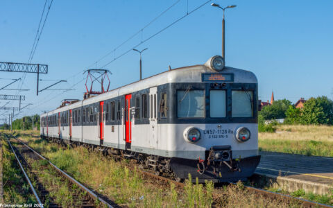 EN57-1128 | Stacja Smętowo