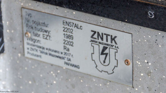 EN57ALc-2202 | Stacja Poznań Główny