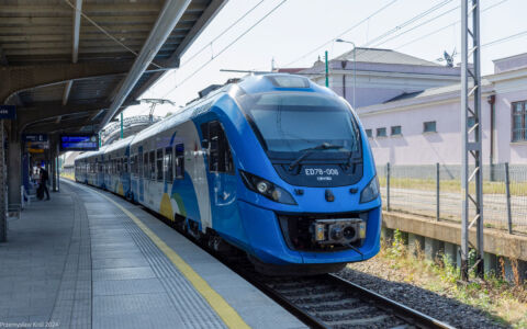ED78-006 | Stacja Poznań Główny