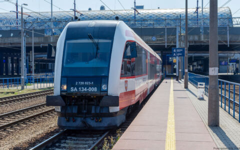 SA134-008 | Stacja Poznań Główny