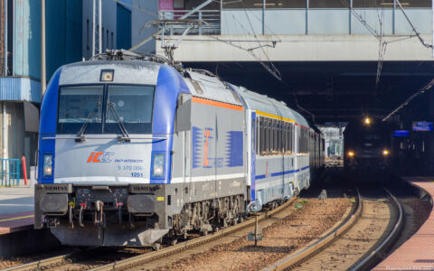 EU44-006 SIEMENS 5 370 006 1251 | Stacja Poznań Główny